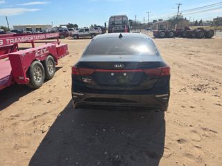 2021 Kia Forte LXS - Exterior Rear Center Image